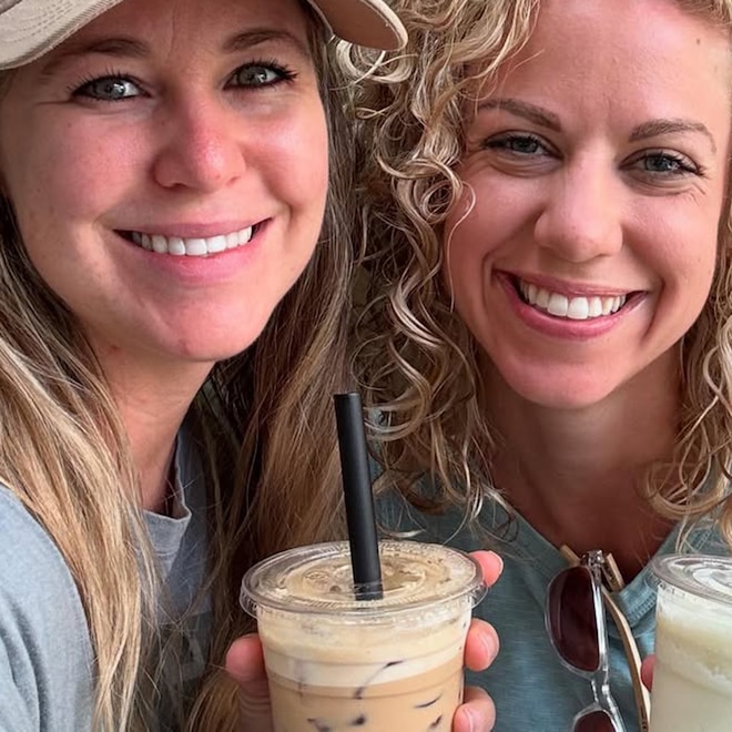 Jana Duggar, Abbie Duggar Share Sex of Their Babies in Joint Reveal Jana Duggar, Abbie Duggar Share Sex of Their Babies in Joint Reveal